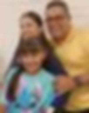 Familia Mil***